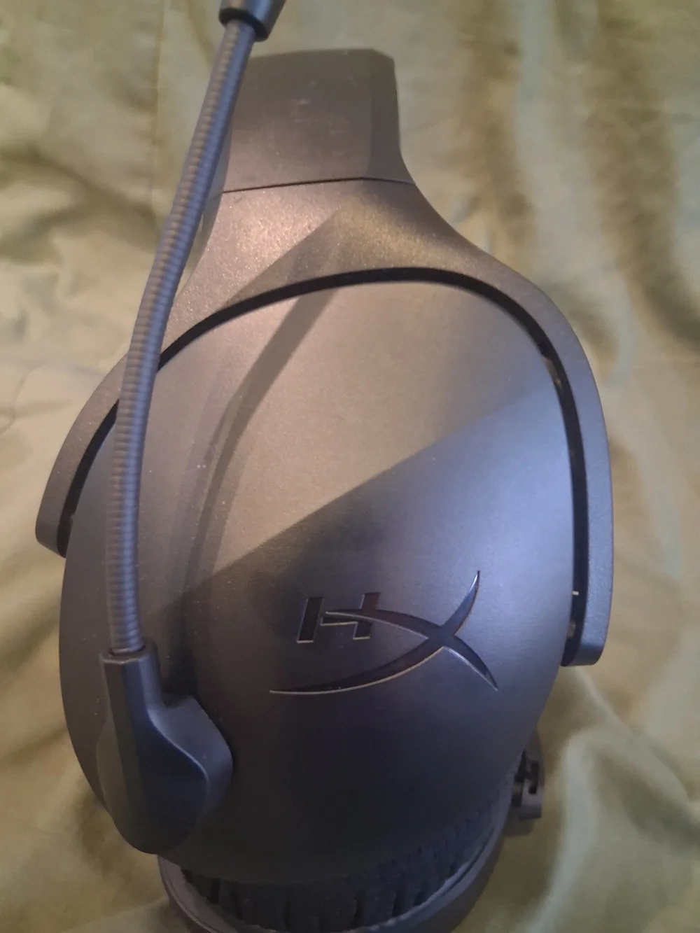 HyperX Cloud Jet Dual Wireless Gaming Headset for PlayStation 4, PlayStation 5